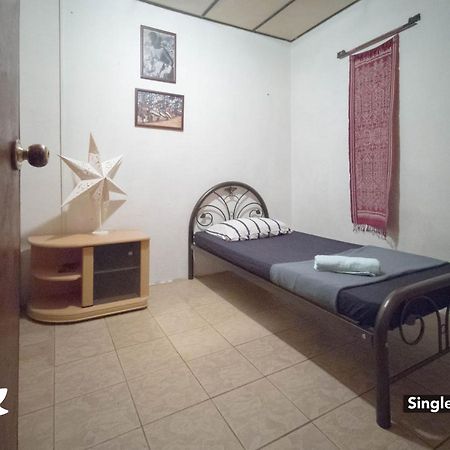 Le Nomade Hostel Kuching Luaran gambar