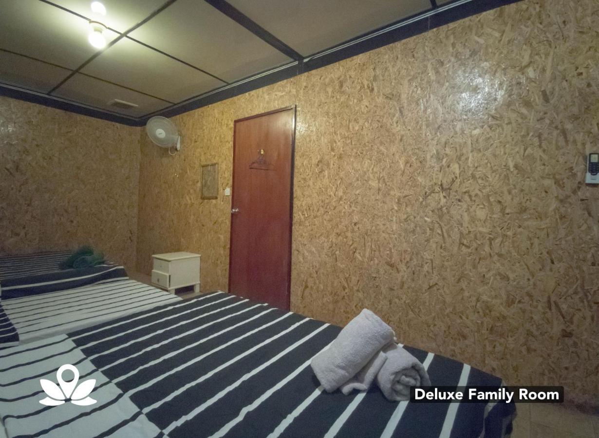 Le Nomade Hostel Kuching Luaran gambar